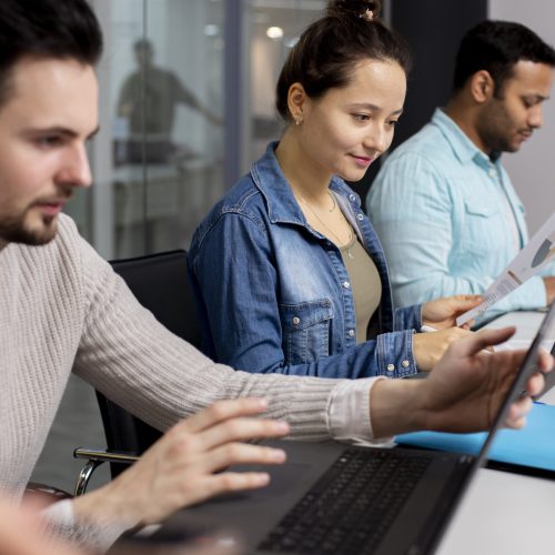 modern-equipped-computer-lab